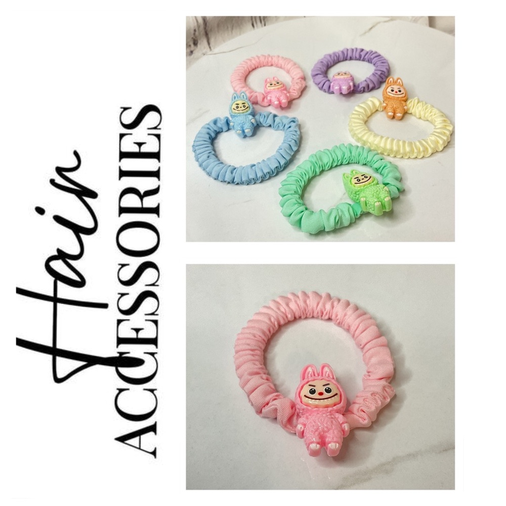 🎈3/$18 🎈- Kids Hair Scrunchies - Pink